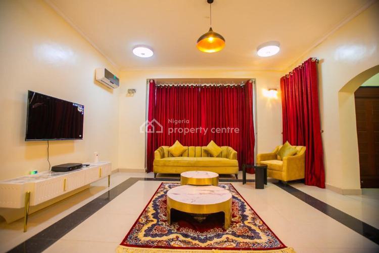 For Sale Luxurious Fully Detached 6 Bedroom Duplex With Swimming Pool