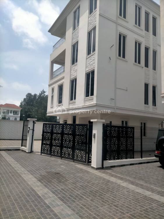 For Rent Exquisitely Detached 5 Bedroom, Banana Island, Ikoyi, Lagos 5 Beds, 5 Baths (Ref