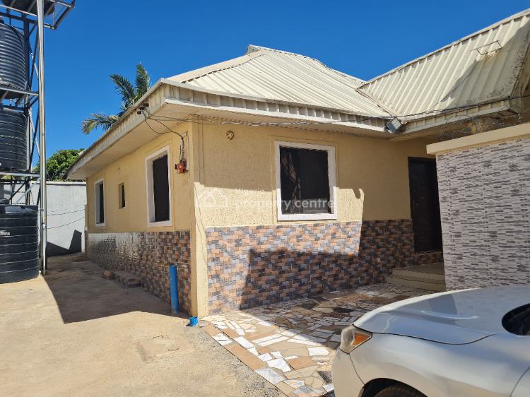 For Rent 2 Bedroom Bungalow, Id Gyang House, Rayfield, Jos South