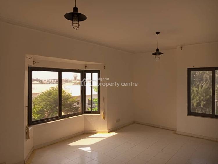 Fully Serviced Flat, Updc Treasure Garden, Lekki Phase 1, Lekki, Lagos, Flat / Apartment for Rent