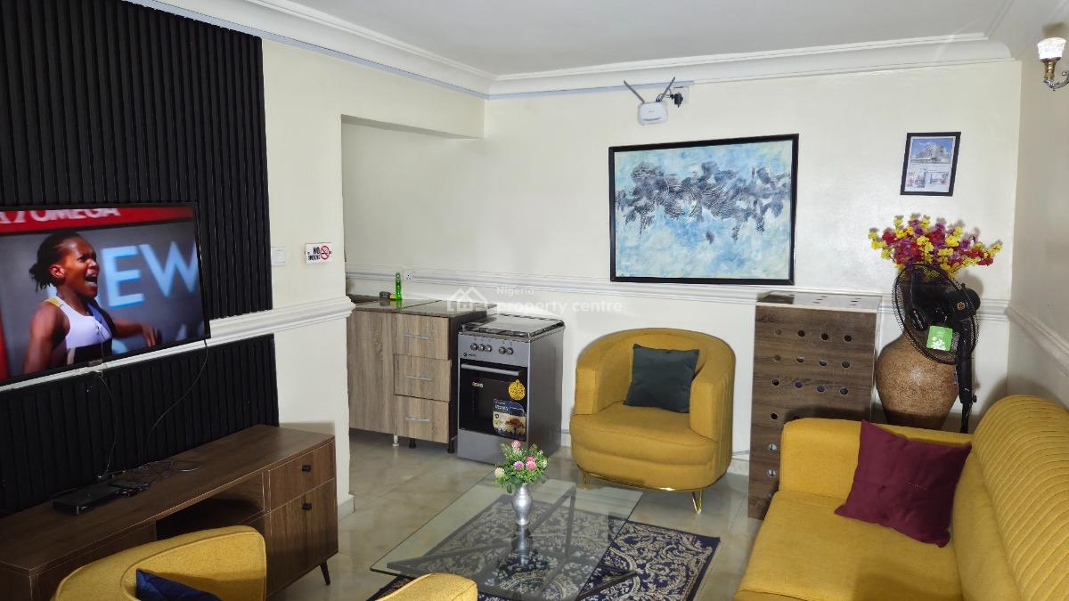 1 Bedroom Flat with Excellent View and Great Amenities, 153, Esther Bali Street, Off Ahmadu Bello Way. Behind Vichi Gate Hotel, Mabushi, Abuja, Flat / Apartment Short Let