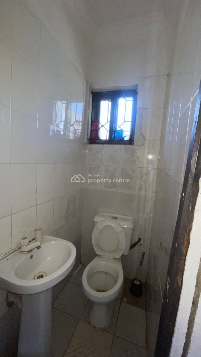a Spacious Room and Parlour Bq, Emerald Estate, Mobil Road, Lekki, Lagos, Mini Flat (room and Parlour) for Rent