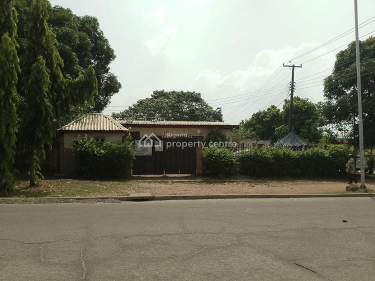 For Sale 1000sqm With Old Bungalow Building On It, Zone 4, Wuse, Abuja