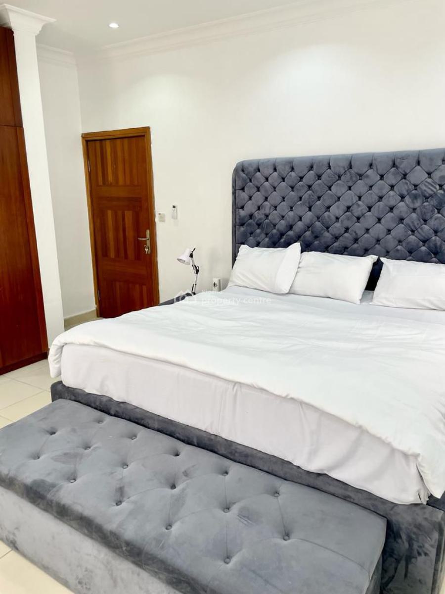 Self Compound 4 Bedrooms Luxury Duplex with Ps5 & Snooker, Lekki Phase 1, Lekki, Lagos, House Short Let