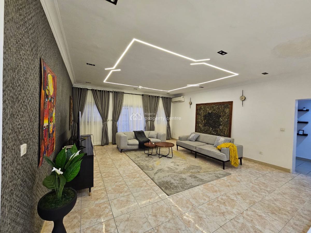 Self Compound 4 Bedrooms Luxury Duplex with Ps5 & Snooker, Lekki Phase 1, Lekki, Lagos, House Short Let