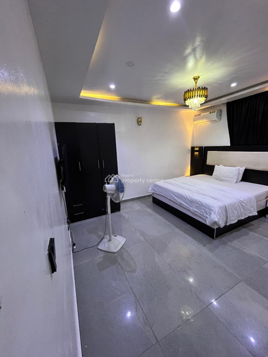 2 Bedrooms Apartment with Swimming Pool, Allen, Ikeja, Lagos, Flat / Apartment Short Let