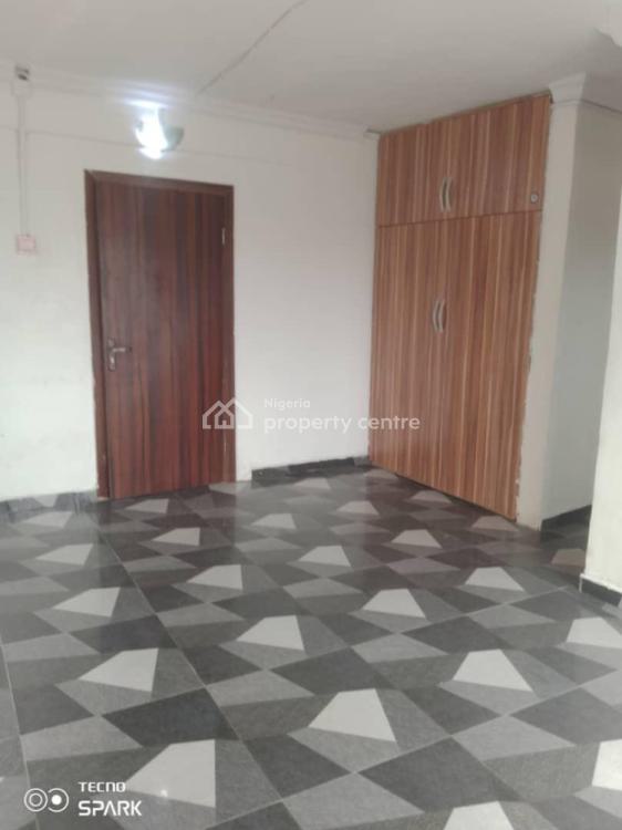 Luxury Three Bedroom Flat, Yaba, Lagos, Flat / Apartment for Rent