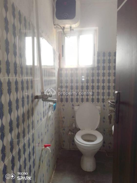 Luxury Three Bedroom Flat, Yaba, Lagos, Flat / Apartment for Rent