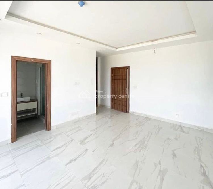 Luxury 2 Bedroom Apartment, Lekki Phase 1, Lekki, Lagos, Flat / Apartment for Sale