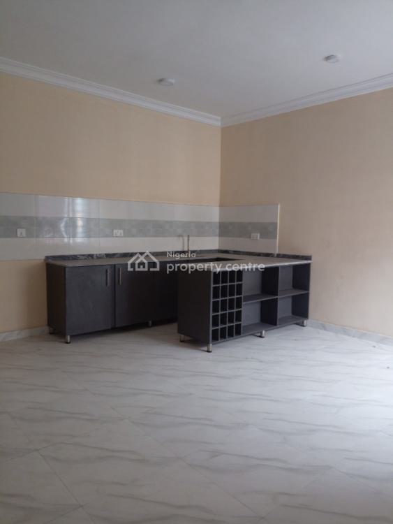 For Rent 1 Bedroom Studio Apartment, Maroko, Off Mobil Road, Ilaje