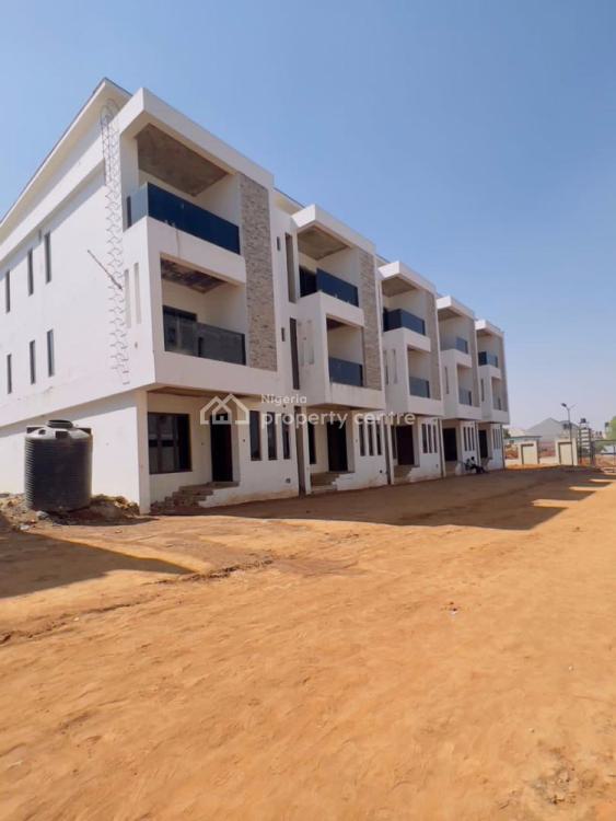 For Sale 5 Bed Detached Duplex, Life Camp, Abuja 5 Beds, 5 Baths