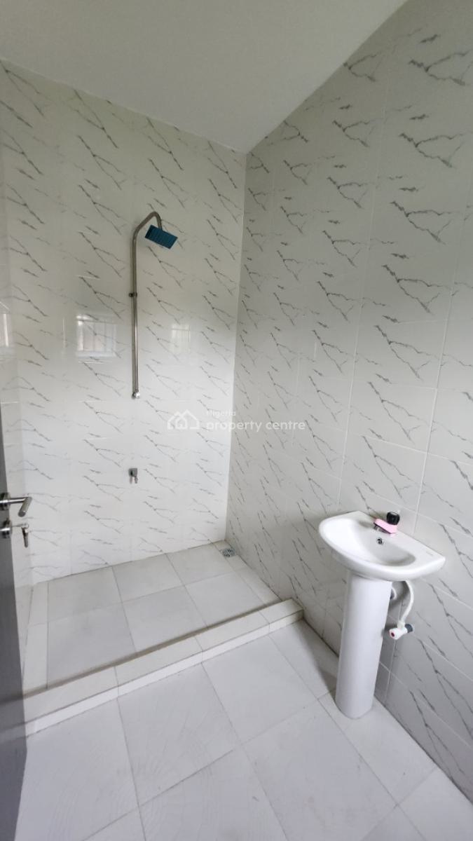 3 Bedroom Detached Bungalow, Off Arigbawonwo Road, Mowe Town, Ogun, Detached Bungalow for Sale