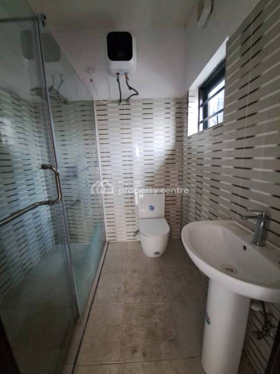 Luxury and Spacious 2 Bedroom Flat Apartment Upstairs, Abraham Adesanya, Ajah, Lagos, Flat / Apartment for Rent