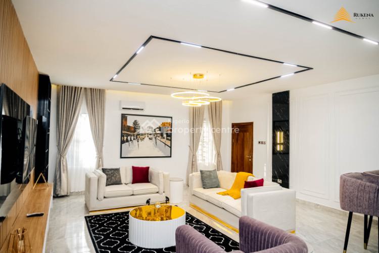 Exquisite Luxury: Unwind in Our Chic 1-bedroom Apartment, Lekki Phase 1, Lekki, Lagos, Flat / Apartment Short Let