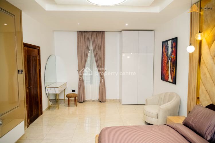Exquisite Luxury: Unwind in Our Chic 1-bedroom Apartment, Lekki Phase 1, Lekki, Lagos, Flat / Apartment Short Let