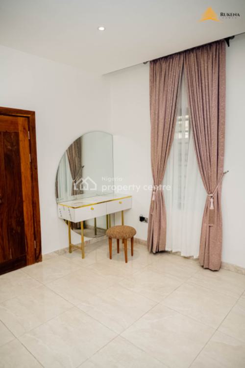 Exquisite Luxury: Unwind in Our Chic 1-bedroom Apartment, Lekki Phase 1, Lekki, Lagos, Flat / Apartment Short Let
