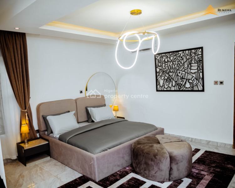 Luxurious 2 Bedrooms Apartment with Unrivaled Elegance, Lekki Phase 1, Lekki, Lagos, Flat / Apartment Short Let