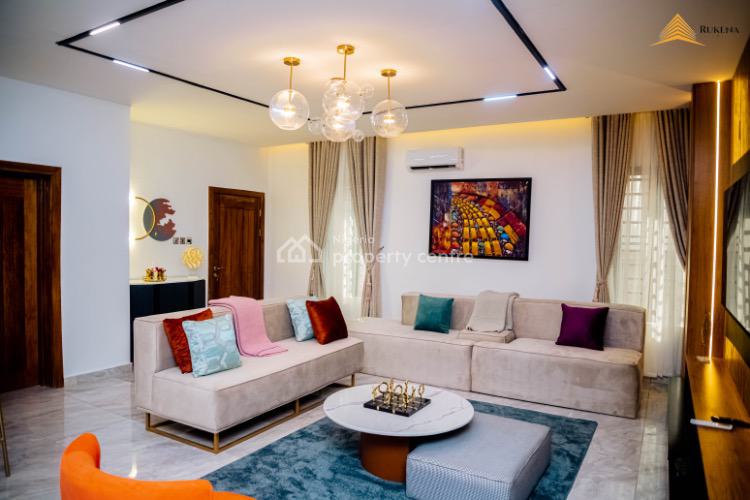 Exquisite 2 Bedrooms Apartment, Lekki Phase 1, Lekki, Lagos, Flat / Apartment Short Let