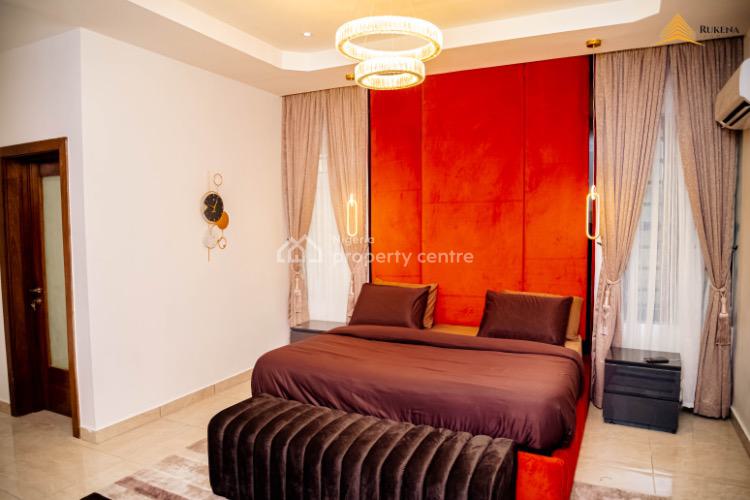 Exquisite 2 Bedrooms Apartment, Lekki Phase 1, Lekki, Lagos, Flat / Apartment Short Let