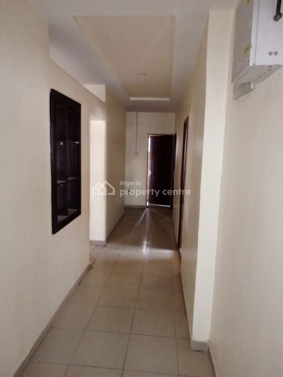 For Rent Decent Spacious 4 Bedrooms Flat, Medina Estate Road, Gbagada
