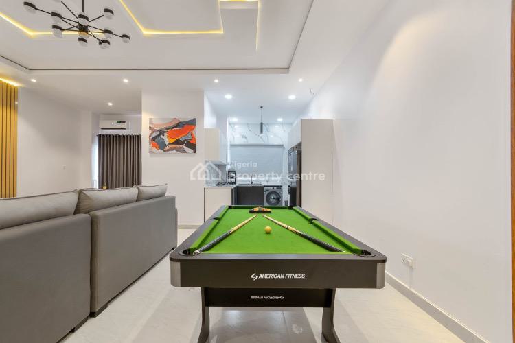 Luxurious One Bedroom Apartment with Ps 4,  Pool, Gym, Admiralty Way, Lekki Phase 1, Lekki, Lagos, Flat / Apartment Short Let