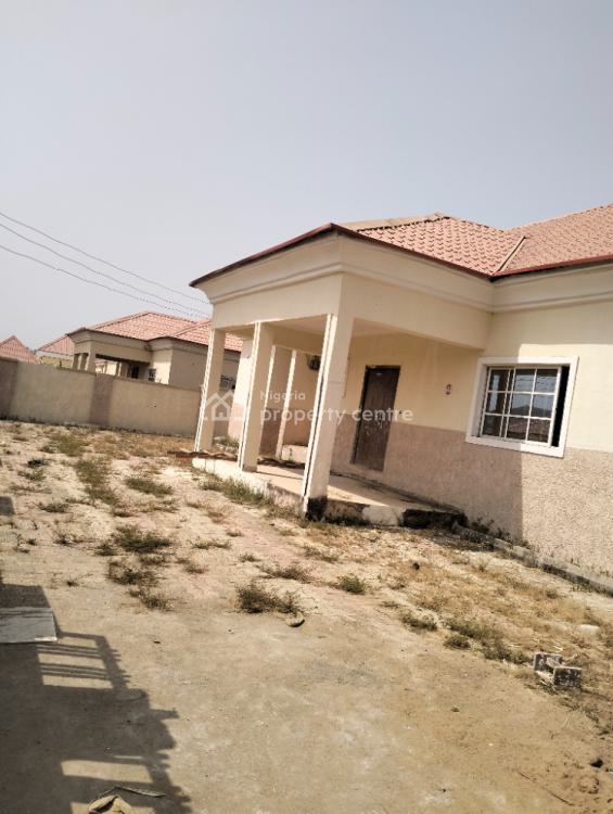 For Rent 3 Bedroom Bungalow, Plot 143, Jedo Estate Along Airport Road