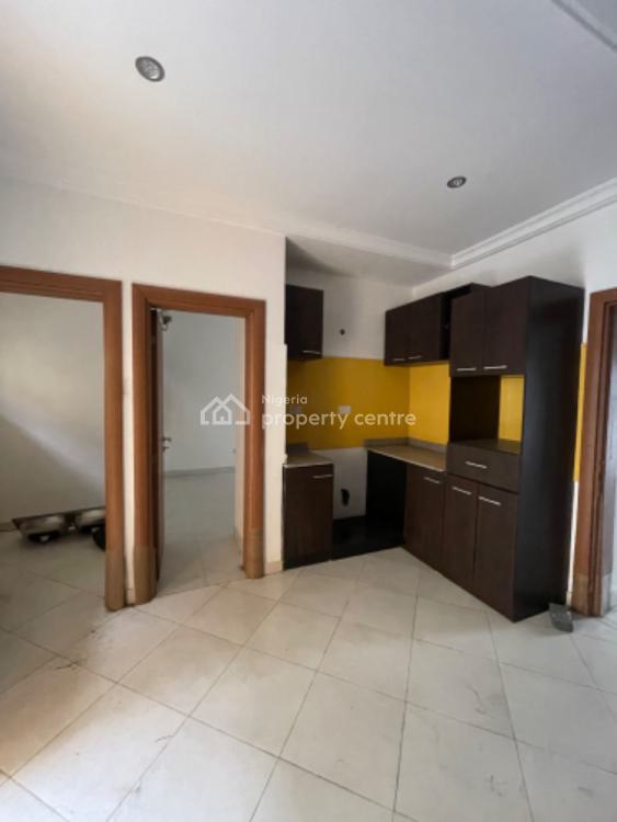 Massive 3 Bedrooms Terraced Duplex with Bq, Blake Wood Court, Orchid Road, Lekki, Lagos, Terraced Duplex for Rent
