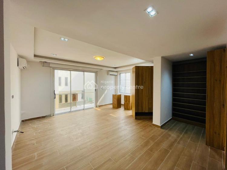 Decently Built 3 Bedroom Apartment, Ikoyi, Lagos, Flat / Apartment for Sale