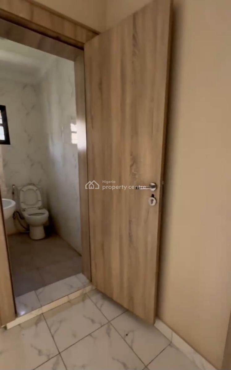 Neatly Finished 4-bedrooms Terraced Duplex, Brains and Hammers City, Life Camp, Abuja, Terraced Duplex for Sale