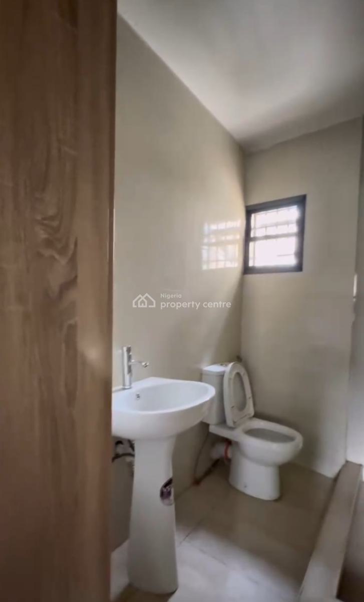 Neatly Finished 4-bedrooms Terraced Duplex, Brains and Hammers City, Life Camp, Abuja, Terraced Duplex for Sale