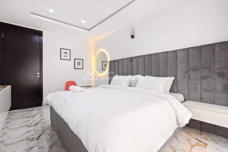 Luxury 3 Bedrooms Apartment, Lekki Phase 1, Lekki, Lagos, Flat / Apartment Short Let