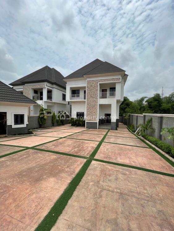 For Sale Tastefully Finished 5 Bedroom Suited Fully Detached Duplex