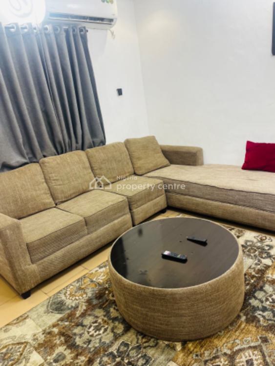 1 Bedroom Serviced Apartment, 5 Ilesanmi Street, Isolo, Lagos, Mini Flat (room and Parlour) Short Let