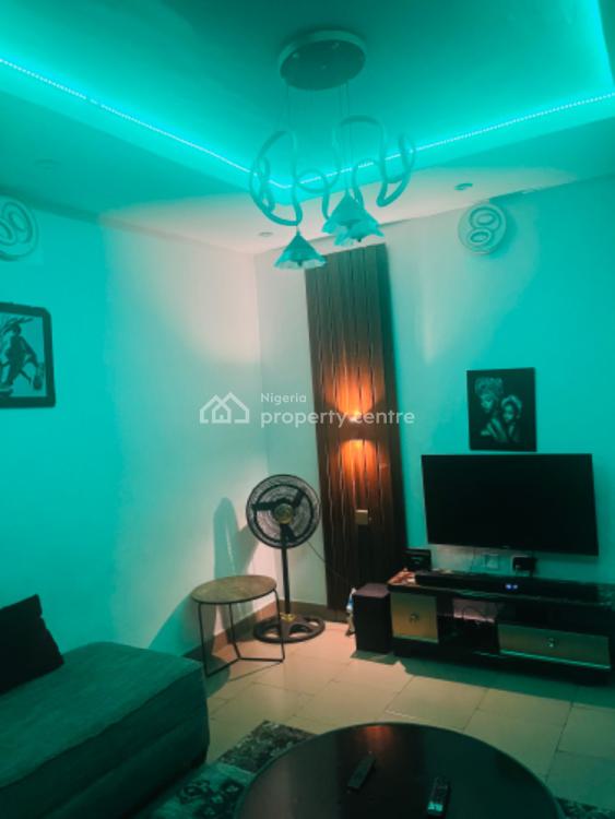 1 Bedroom Serviced Apartment, 5 Ilesanmi Street, Isolo, Lagos, Mini Flat (room and Parlour) Short Let