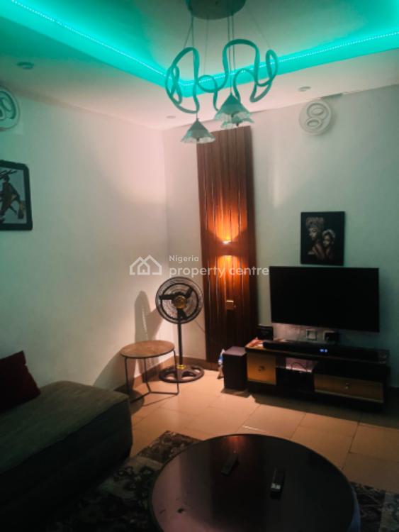 1 Bedroom Serviced Apartment, 5 Ilesanmi Street, Isolo, Lagos, Mini Flat (room and Parlour) Short Let