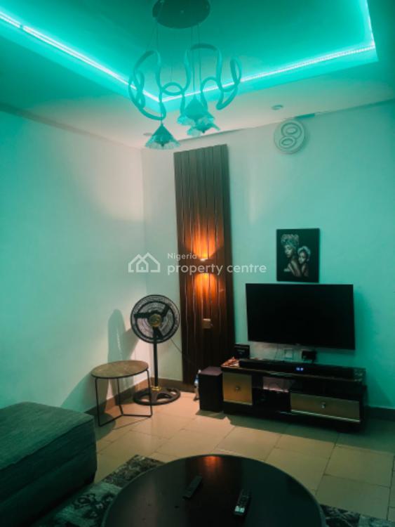 1 Bedroom Serviced Apartment, 5 Ilesanmi Street, Isolo, Lagos, Mini Flat (room and Parlour) Short Let