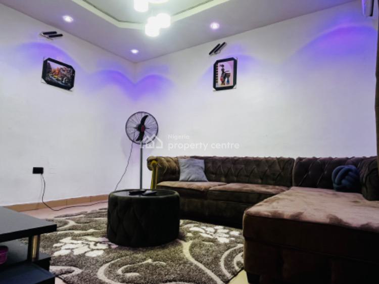 1 Bedroom Fully Serviced Apartment, 5 Ilesanmi Street, Isolo, Lagos, Mini Flat (room and Parlour) Short Let