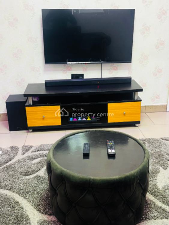1 Bedroom Fully Serviced Apartment, 5 Ilesanmi Street, Isolo, Lagos, Mini Flat (room and Parlour) Short Let