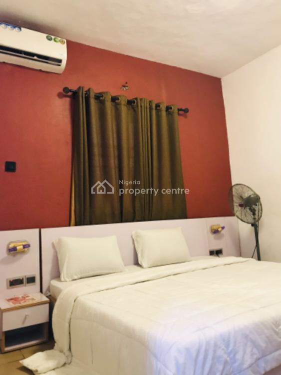 1 Bedroom Fully Serviced Apartment, 5 Ilesanmi Street, Isolo, Lagos, Mini Flat (room and Parlour) Short Let