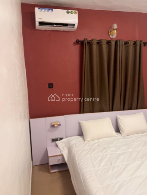 1 Bedroom Fully Serviced Apartment, 5 Ilesanmi Street, Isolo, Lagos, Mini Flat (room and Parlour) Short Let