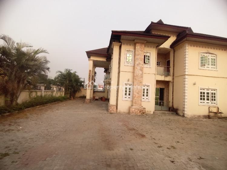 Commercial 4 Bedroom Duplex on a Highly Commercialized Road, Lekki Phase 1, Lekki, Lagos, House for Rent