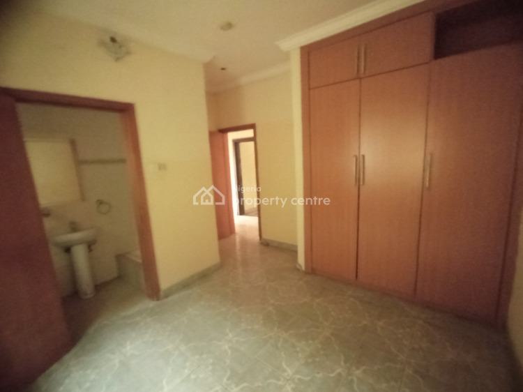 Commercial 4 Bedroom Duplex on a Highly Commercialized Road, Lekki Phase 1, Lekki, Lagos, House for Rent