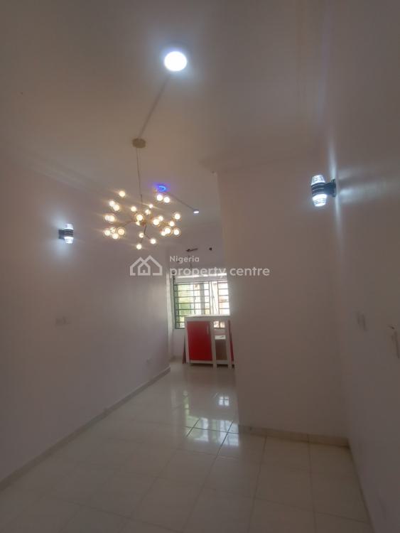 Spacious and Serene Studio Self Contain, Paradise 2 Estate, Chevron, Lekki, Lagos, Self Contain (single Rooms) for Rent