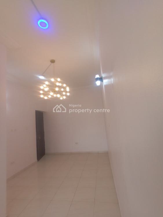 Spacious and Serene Studio Self Contain, Paradise 2 Estate, Chevron, Lekki, Lagos, Self Contain (single Rooms) for Rent