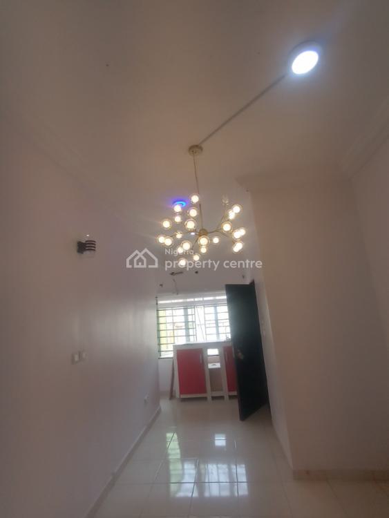 Spacious and Serene Studio Self Contain, Paradise 2 Estate, Chevron, Lekki, Lagos, Self Contain (single Rooms) for Rent