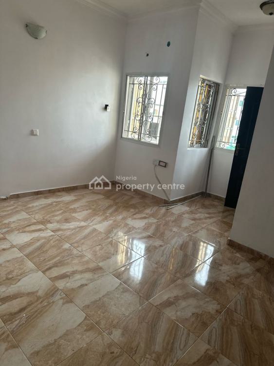 For Rent Room Selfcontain Shared Kitchen, By World Oil Filling Station