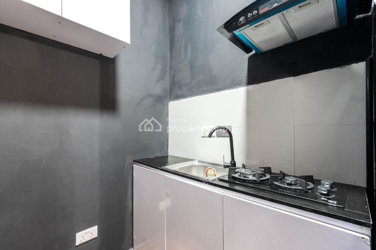 Luxury (1) One Bedroom Apartment with Standard Amenities, Elegushi,lagos, Ikate Elegushi, Lekki, Lagos, Flat / Apartment Short Let