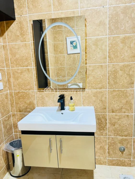 4 Bedroom Apartment, Olawale Dawodu Road, Ikoyi, Lagos, Flat / Apartment Short Let