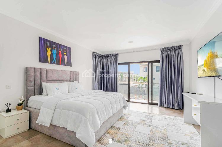 Luxury Olive 3 Bedroom Apartment, Lekki Phase 1, Lekki, Lagos, Flat / Apartment Short Let