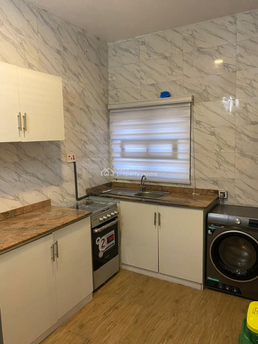 2 Bedrooms Serviced Apartment, Agbaoku Estate, Opebi, Ikeja, Lagos, Flat / Apartment Short Let